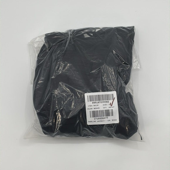 Madewell Ruched Crop Straight-Leg Jumpsuit in True Black size 12 NWT NO119 - Picture 12 of 13